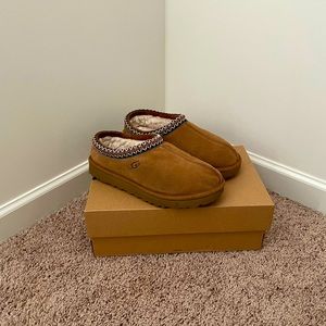 UGG’s Woman Tasman Slippers
